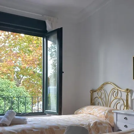 Rest . . . Heliopolis Appartement Sevilla Buitenkant foto